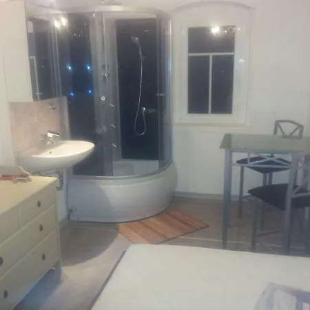 Privatunterkunft Privatzimmer