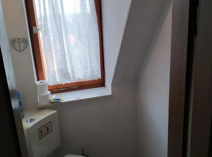 Privatzimmer منزل للإقامة Siebenlehn